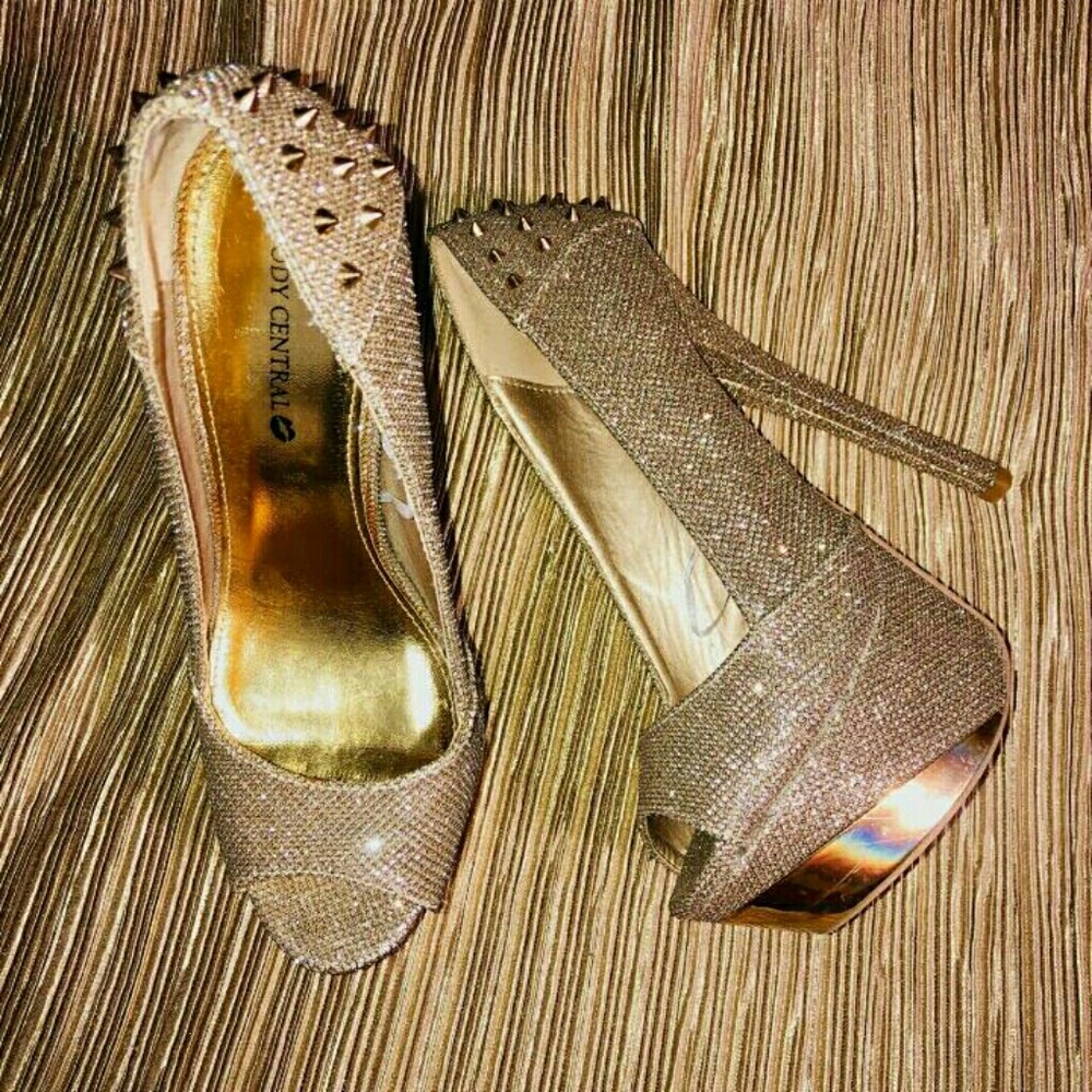 Body Central Bling Gold Stiletto Heels